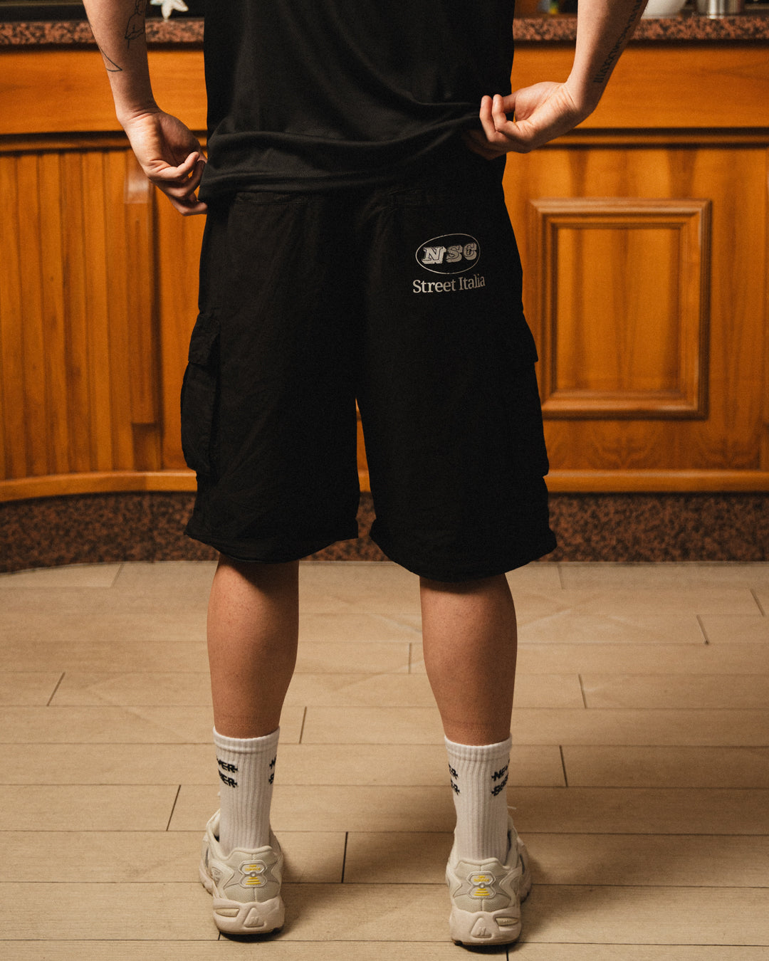 BLACK PARACHUTE PANTS
